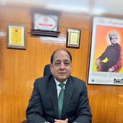 Home 8p05rvzn 400x400